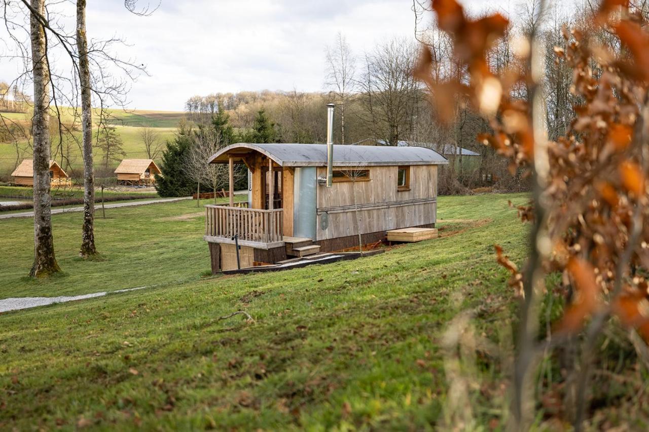 Aqualodge Hotel Insolite Ermeton-sur-Biert Exterior foto