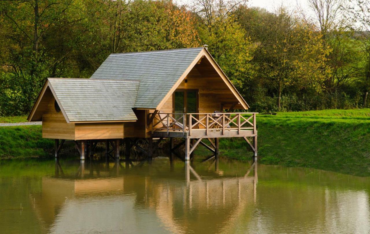 Aqualodge Hotel Insolite Ermeton-sur-Biert Exterior foto